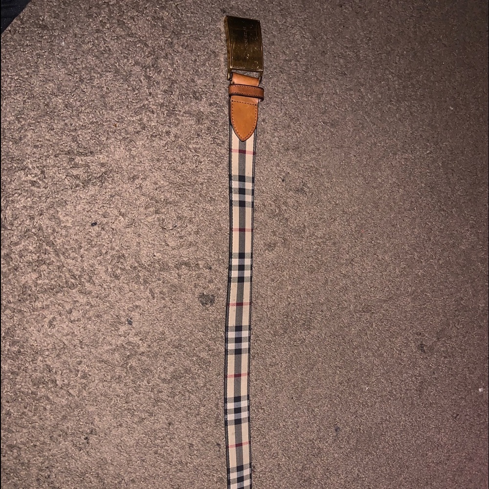 Burberry belt